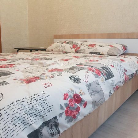 Apartment Theatre Shepkina 2 Rooms II Сумы Экстерьер фото
